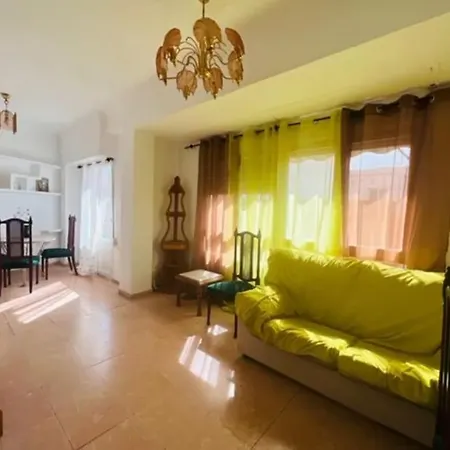 Private Bedroom With Balcony Near Centre Apartment Alicante